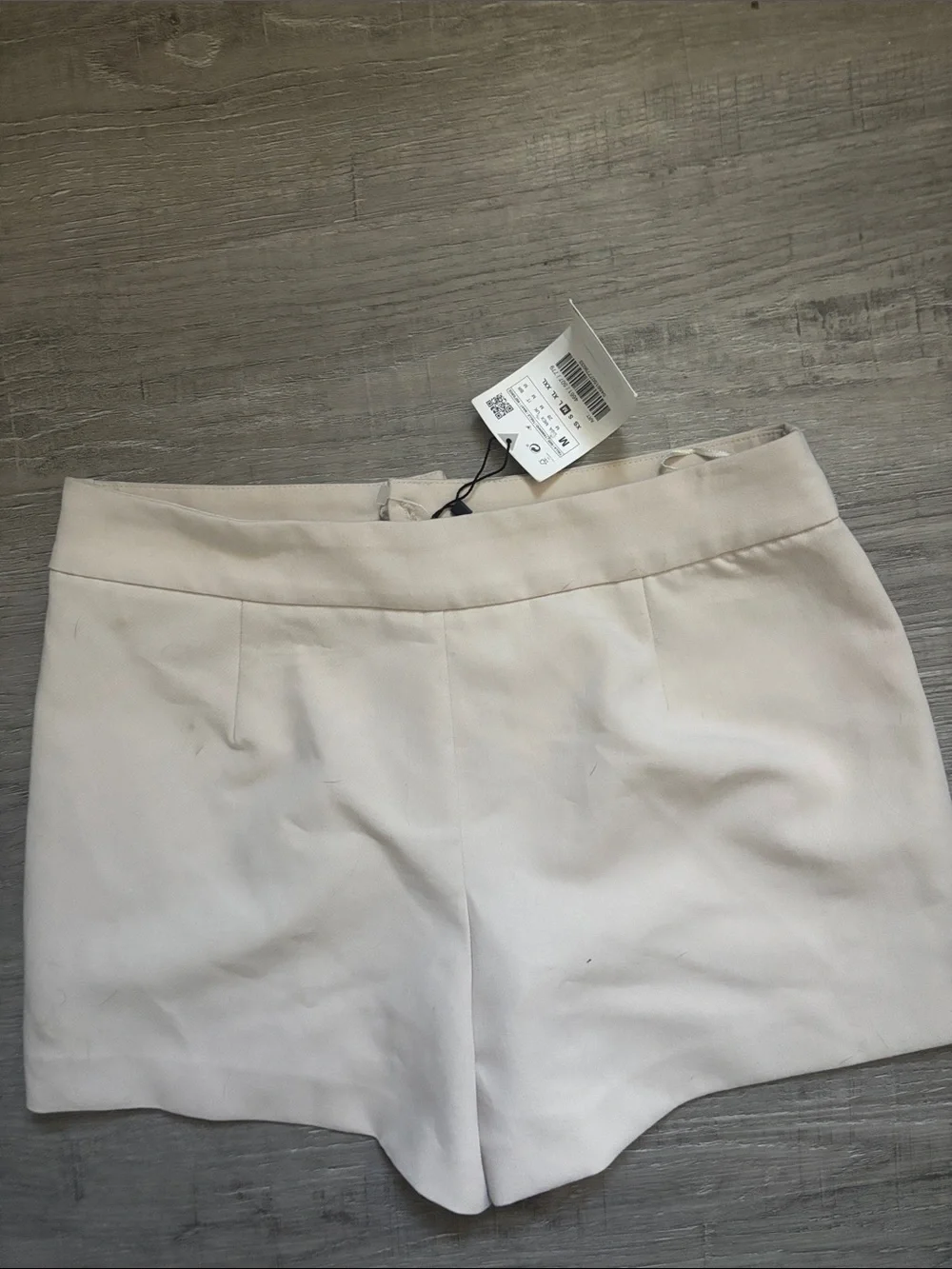 Zara Cream-White Mini Skort with Front Seam Detail mid/high waisted - Picture 3 of 5